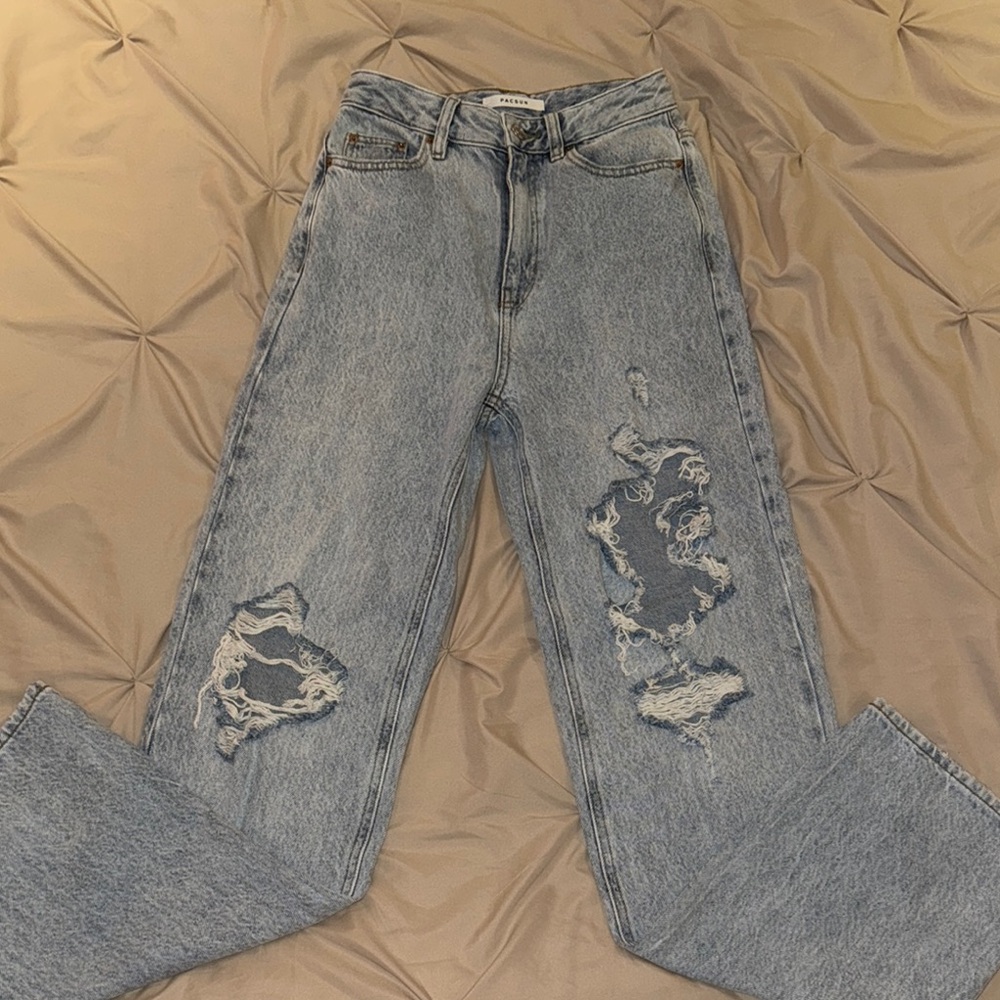 Distressed Light Blue Women's Jeans Pacsun